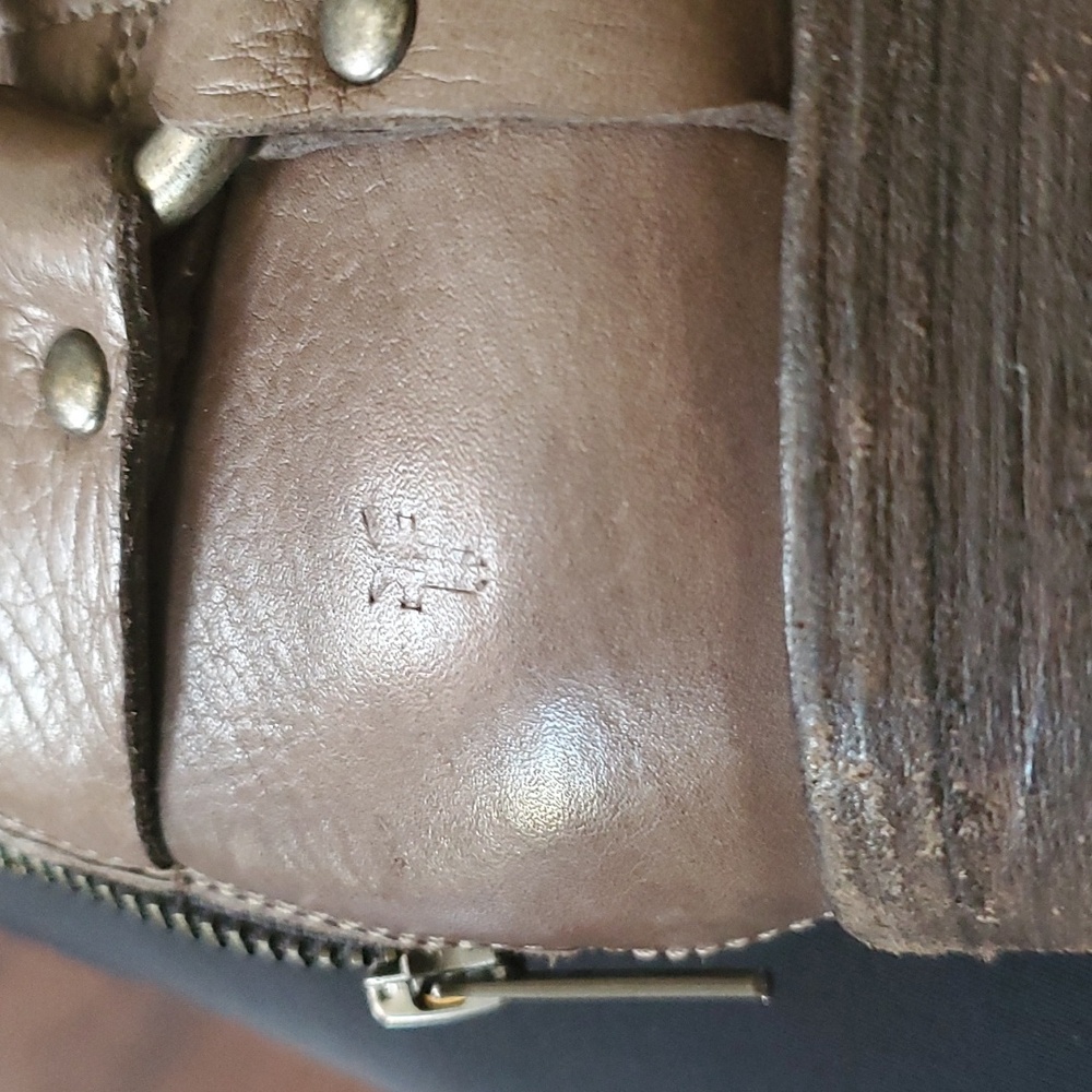 Frye Phillip harness brown Leather  long riding boots size 9B - Picture 15 of 16